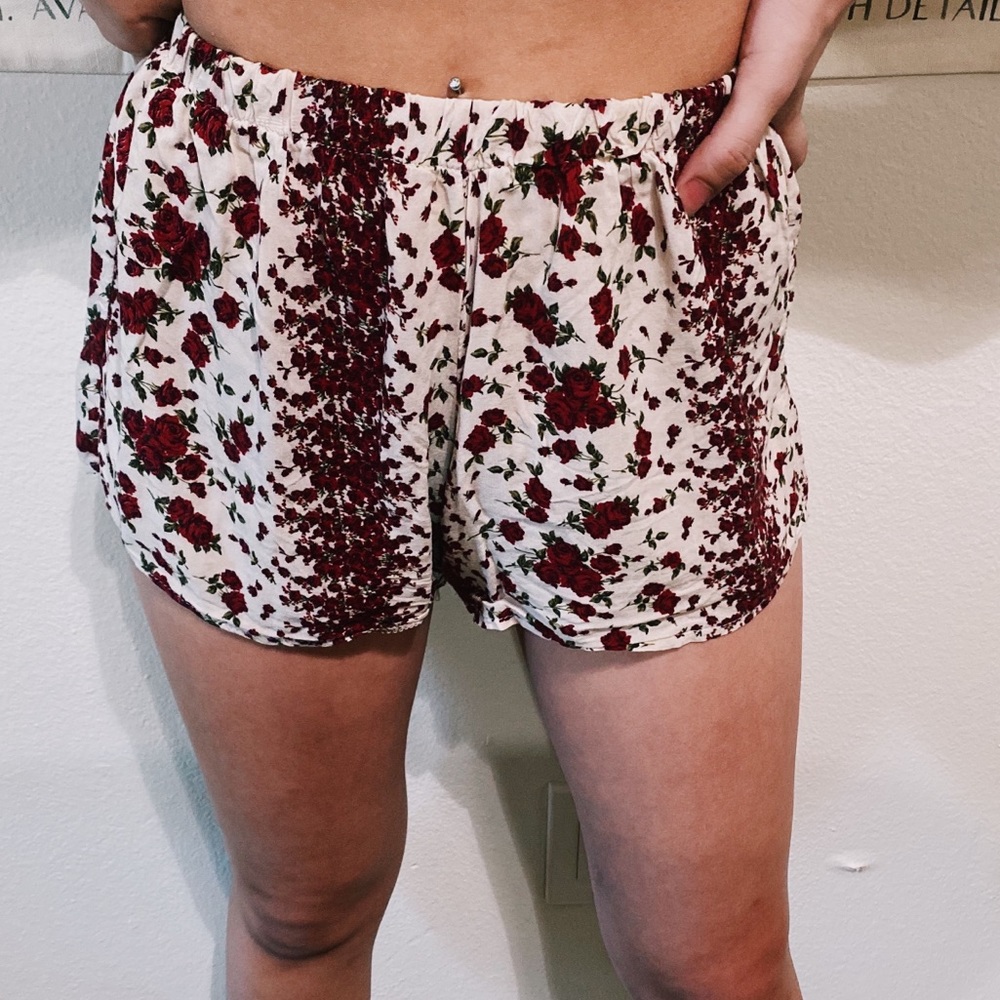 Brandy melville floral shorts